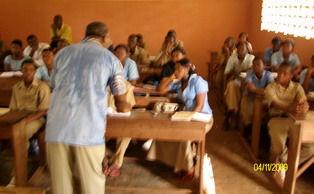 Activité de l'association LIRE dans le collège protestant de Kpalimé, Togo